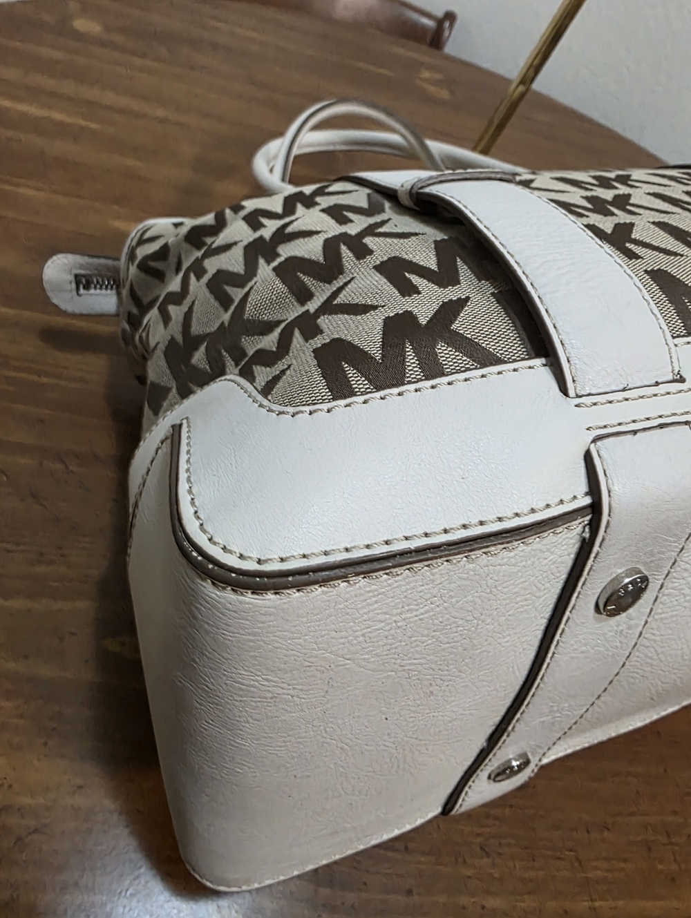 Michael Kors Brown and Cream MK Signature Shoulder Tote - Picture 6 of 16